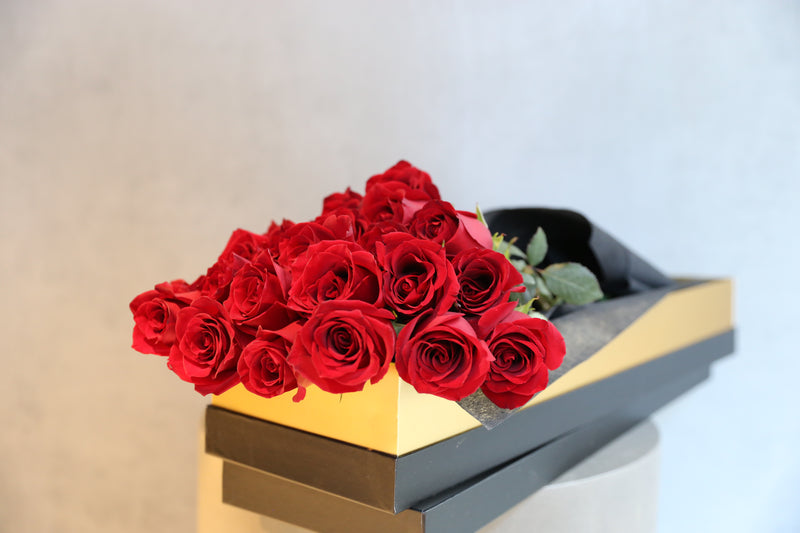 Long Stemmed Rose Box